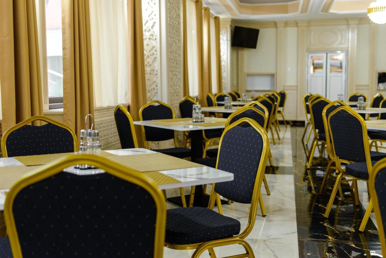 Little Orient Hotell Brăila Eksteriør bilde